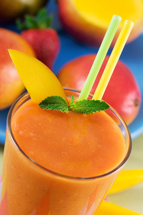 erdbeer-mango-smoothie